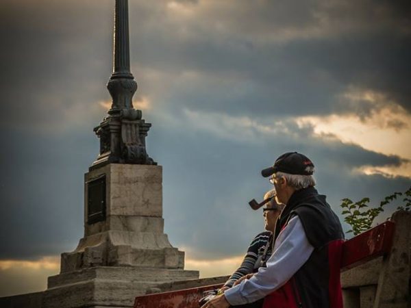 Перевезти в Израиль пожилых родителей